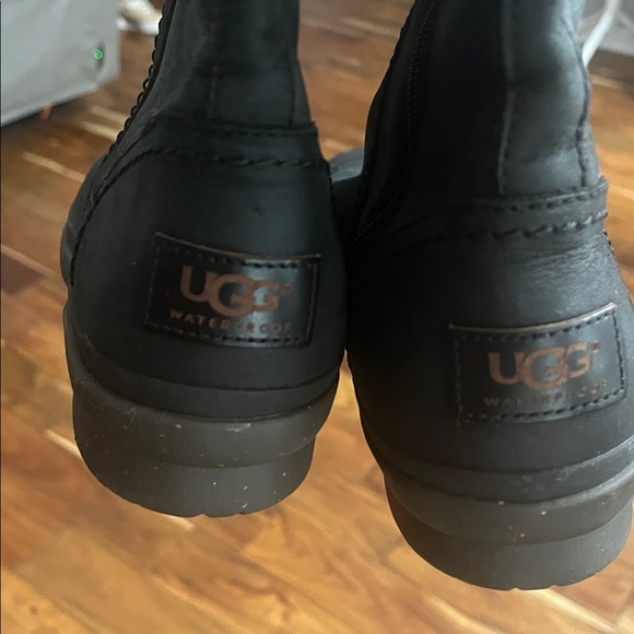 UGG Black Cozy Boots - Picture 5 of 9